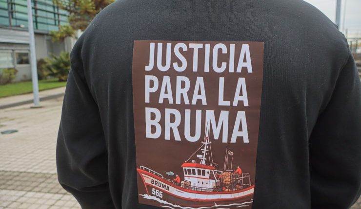 Aparecen restos de la embarcación Bruma en playa de Lota: Estaba desaparecida desde marzo