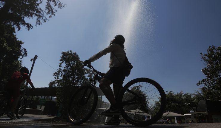 Máximas entre 25° C y 35° C: Vuelve el calor a la RM y regiones con un respiro del frío