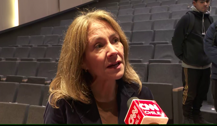 Presidenta CPC afirma que senador Núñez “está desconociendo una contribución enorme” en su crítica a grandes empresas