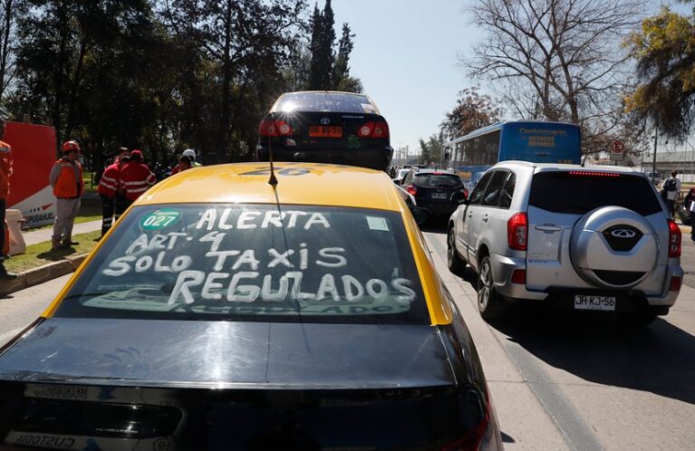 Dictaron medidas cautelares a taxistas formalizados por bloqueo del aeropuerto