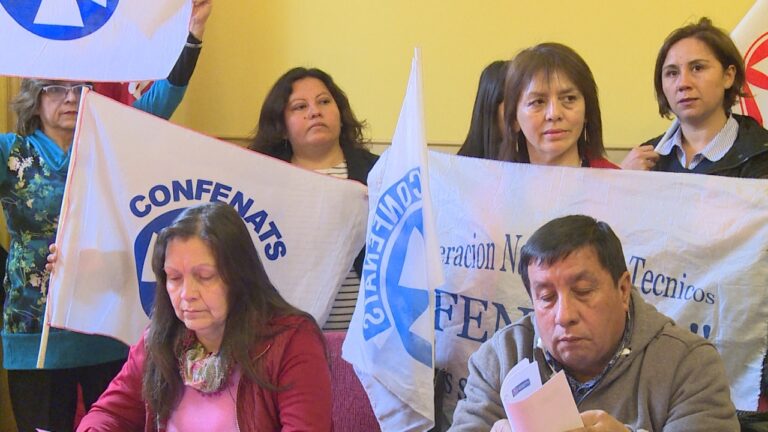 Trabajadores de la salud en alerta