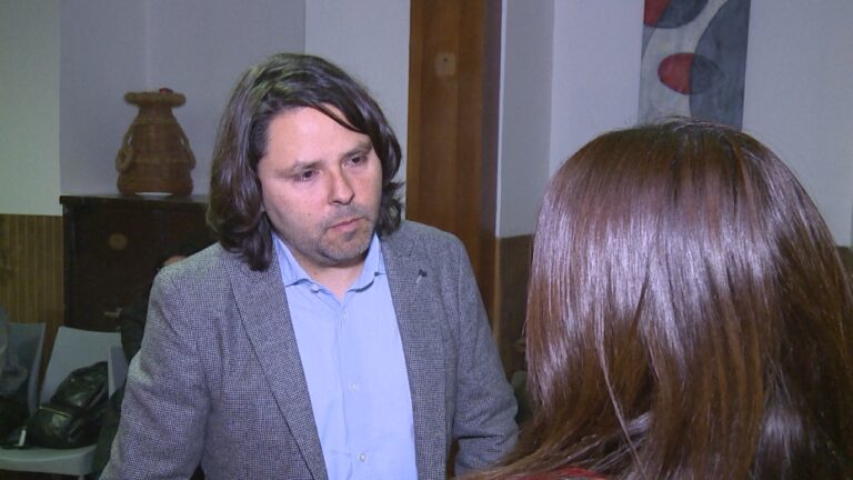 Mayol debería competir por otro distrito