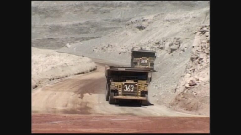 Continúa paralización de Minera Escondida al no llegar a acuerdo