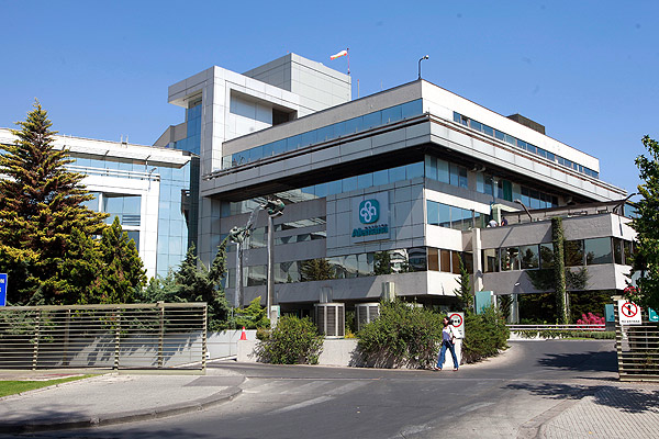 Dos recién nacidos murieron en Clínica Alemana por fórmula contaminada