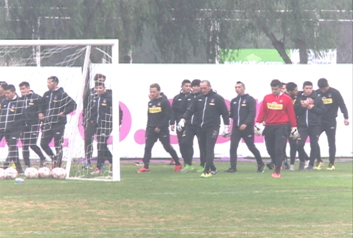 Colo Colo se enfrentará este domingo ante Everton