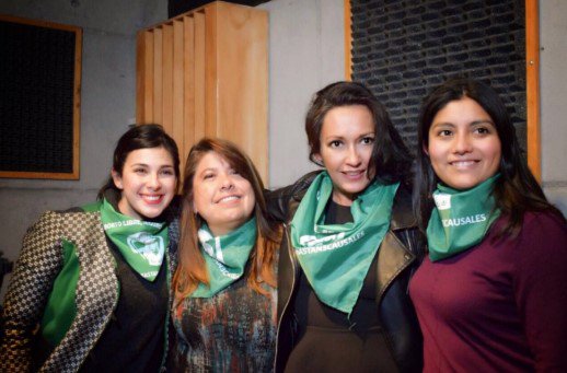 De Karol Cariola a Marisela Santibáñez: Feministas chilenas graban canción por el aborto legal inspirada en 