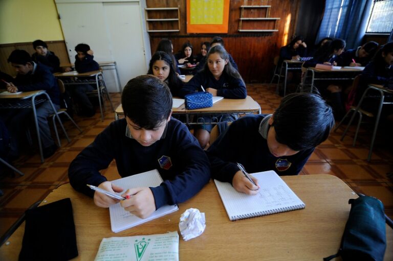 Bono por Asistencia Escolar: Cuáles son los requisitos y cómo recibir el dinero de este beneficio