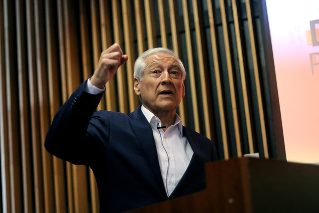 Heraldo Muñoz y suspensión de la APEC y la COP25: 