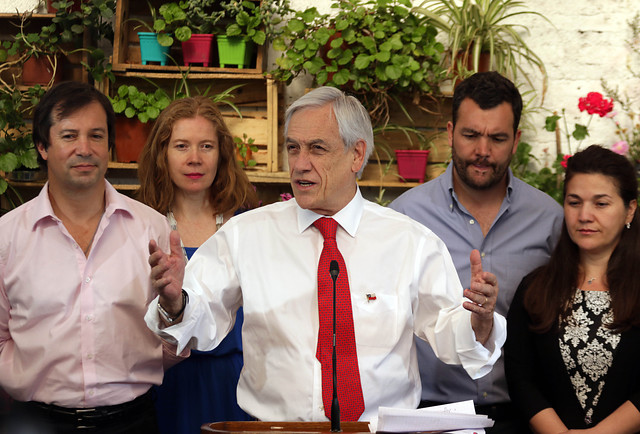 Piñera anuncia bono de $100 mil para cerca de 1,3 millones de familias chilenas