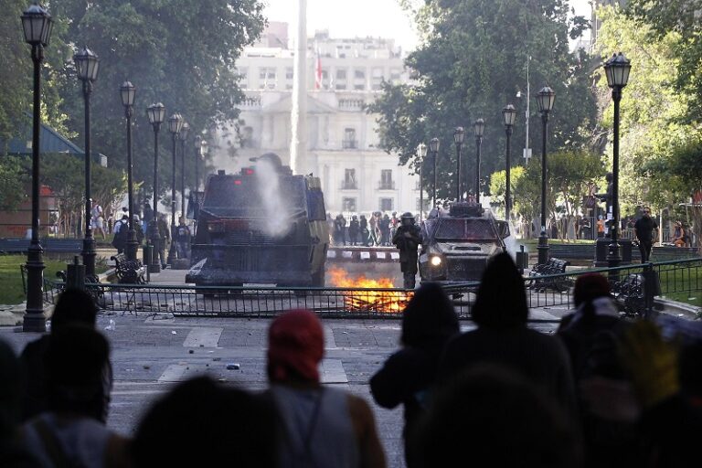 Columna de Álvaro Vergara: Profetas charlatanes y falsos ungidos