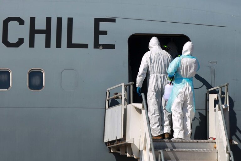 Mañalich confirmó traslado de pacientes con COVID-19 desde la Región Metropolitana a Concepción