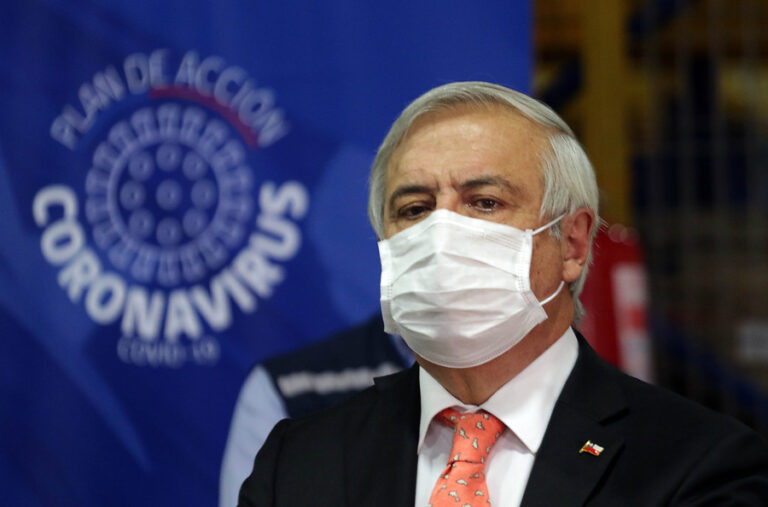 Mañalich manifestó preocupación por alza de casos en Santiago: 