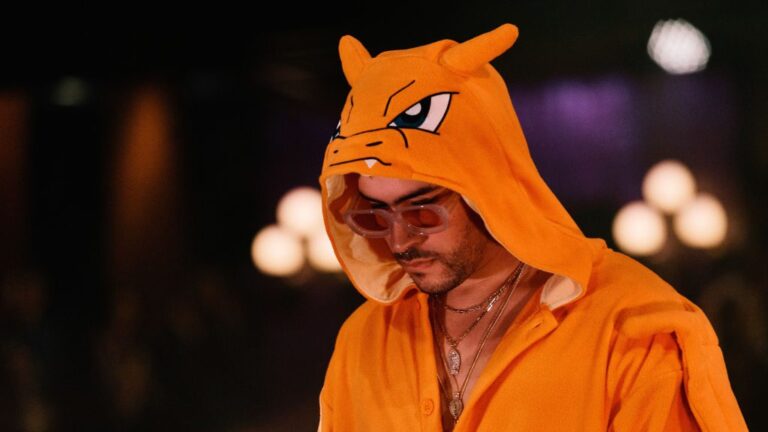 Bad Bunny sorprende con inesperado disco de canciones descartadas en 