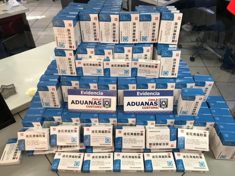 Aduanas incautó medicamentos que se comercializan como presuntas curas para el COVID-19