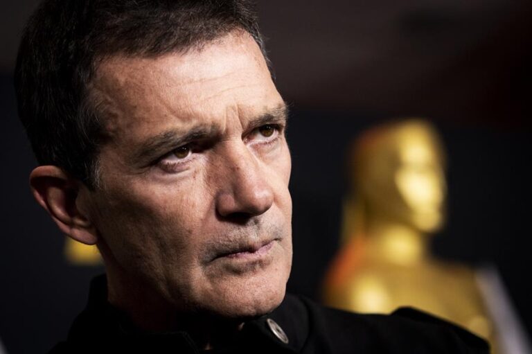 Antonio Banderas pasa su cumpleaños Nº 60 contagiado de coronavirus