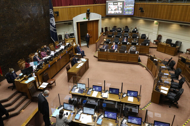 Senado aprobó reajuste al salario mínimo y queda listo para ser ley