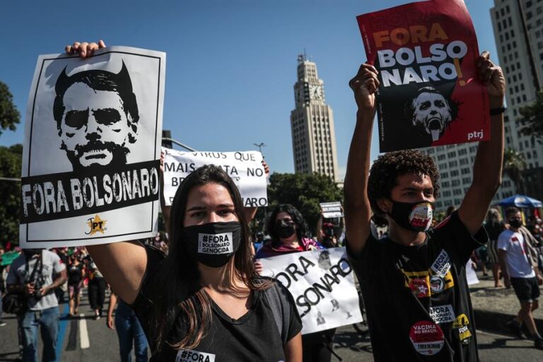 Raúl Sohr y protestas en Brasil: 