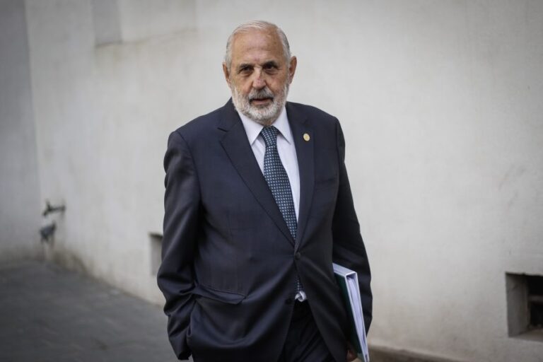 Macrozona sur: Senadores de RN se reunieron con el Fiscal Nacional Jorge Abbott