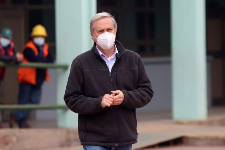 Carabineros detuvo a un hombre por porte de armas en actividad de José Antonio Kast