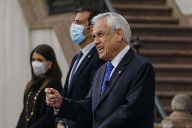 Busca luces de unión: Piñera convocó una reunión en Cerro Castillo junto a parlamentarios oficialistas