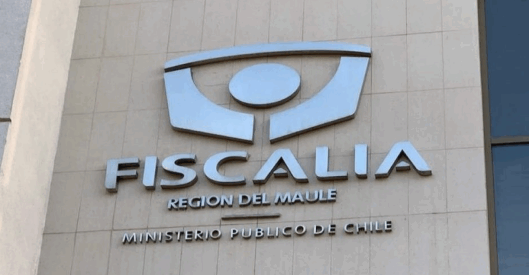 Formalizarán a primera contagiada con variante Delta tras asistir a funeral de su padre y mentir a autoridades