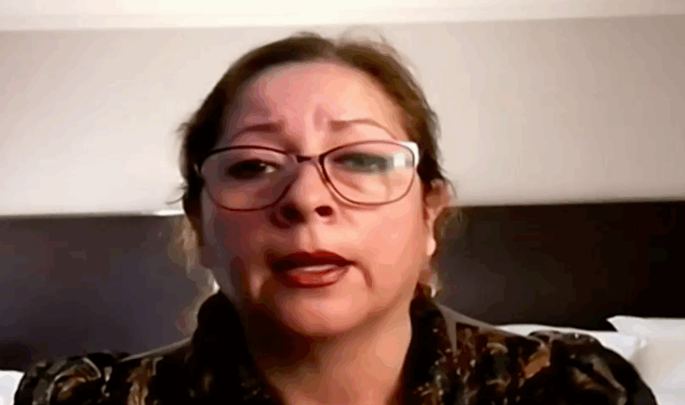 Isabel Godoy relata incidentes afuera de ex Congreso: 