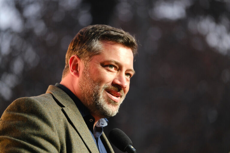 Columna de Guillermo Pérez: ¿Otro Sebastián a La Moneda?