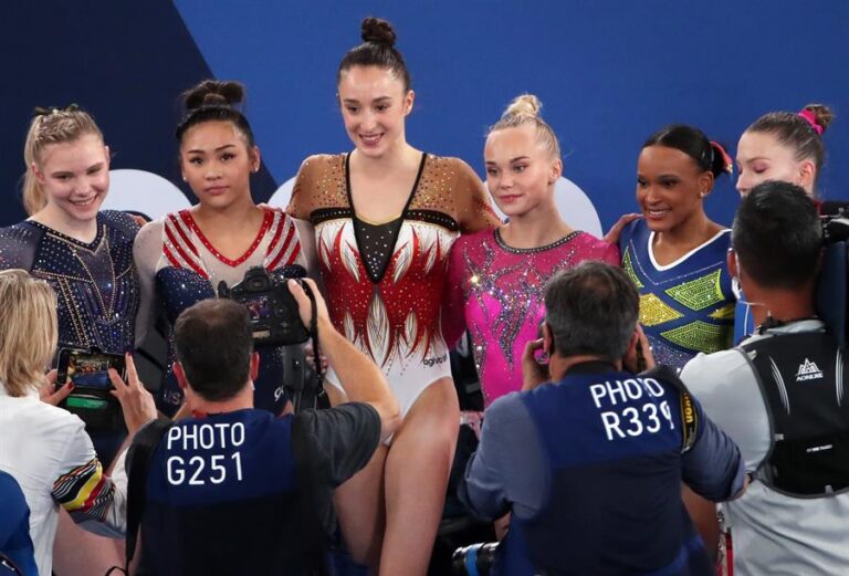 Brasil hizo historia con su primera medallista en gimnasia y EE.UU. se quedó con el oro