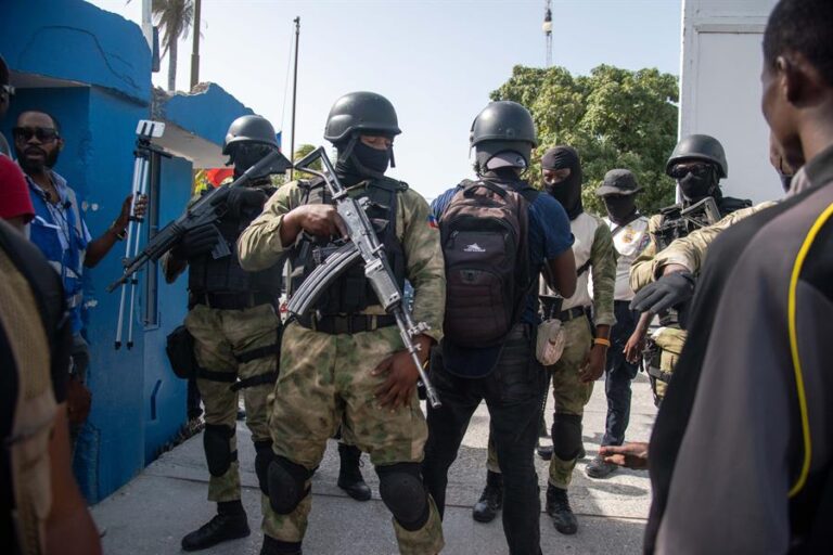 Autoridades de Haití dicen que asesinato del pdte. involucró a estadounidenses y ex miembros del ejército colombiano
