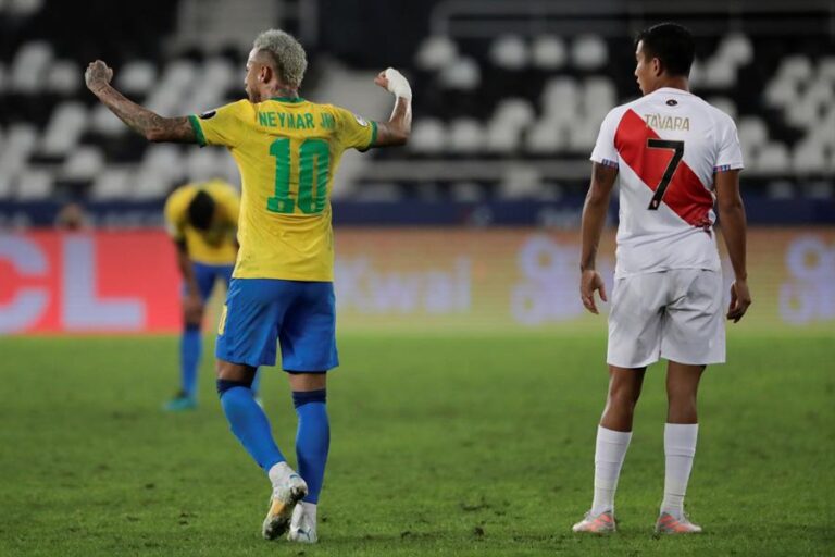 Brasil superó con lo justo a Perú y se instaló en la final de la Copa América