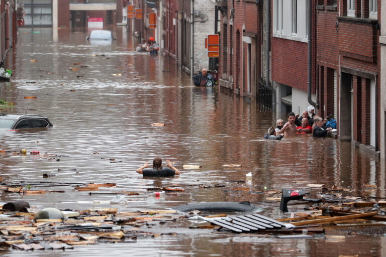 20 muertos tras graves inundaciones en Bélgica: Gobierno declara el 20 de julio como jornada de luto