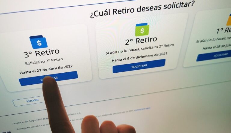 Asociación de AFP y cuarto retiro: Pensiones de mujeres de 45 años podrían caer hasta 77%