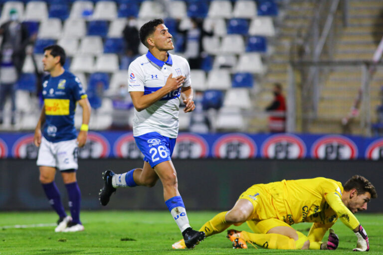La UC venció a Everton en San Carlos y escaló al tercer lugar de la tabla