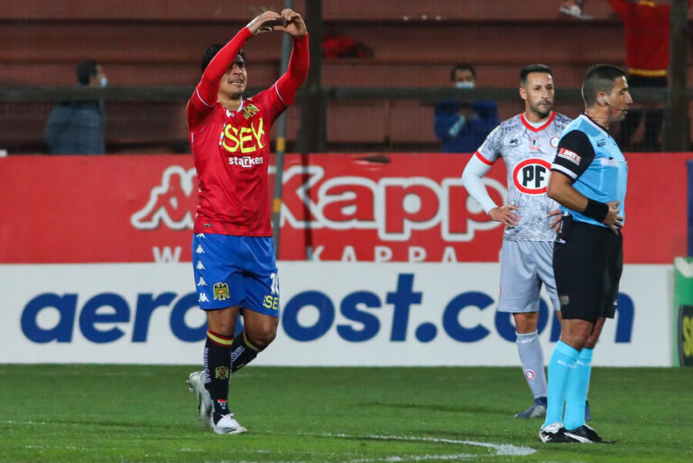 Unión Española impidió que La Calera alcanzara el liderato con triunfo por 2-1 en el Santa Laura
