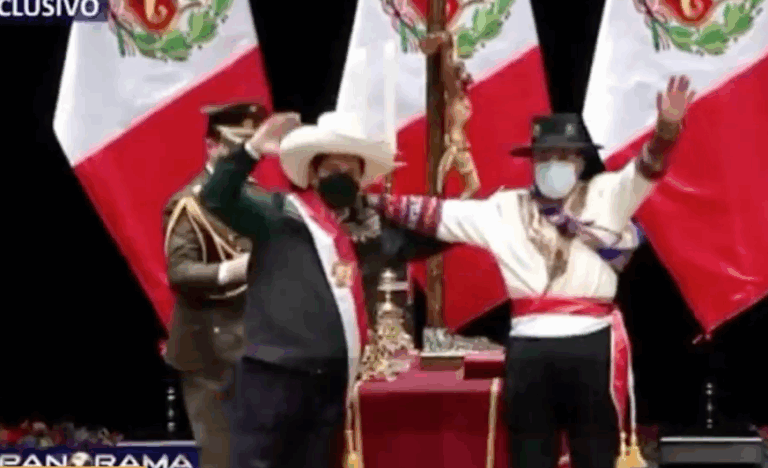 Gobierno de Perú anunció que buscará reflotar la Covadonga, aunque expertos advierten que es imposible