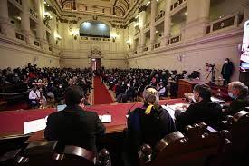 Ejecutivo y constituyentes establecieron el presupuesto para la Convención Constitucional