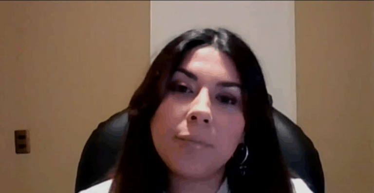 Fernanda Espinoza sobre el aumento de la miopía infantil: “Esto tiene que ver con la exposición a la luz artificial”
