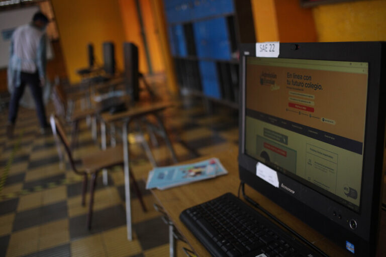 Comienza la postulación a colegios públicos y subvencionados a través del Sistema de Admisión Escolar