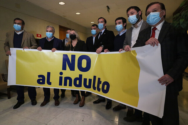 Diputados UDI mandaron una carta al Papa: 