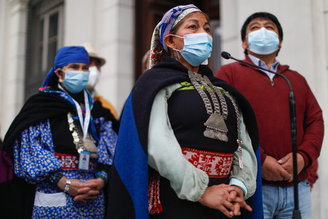 Loncón tras ser reconocida entre 100 personas más influyentes: “Un líder se hace con la colaboración de la ciudadanía”