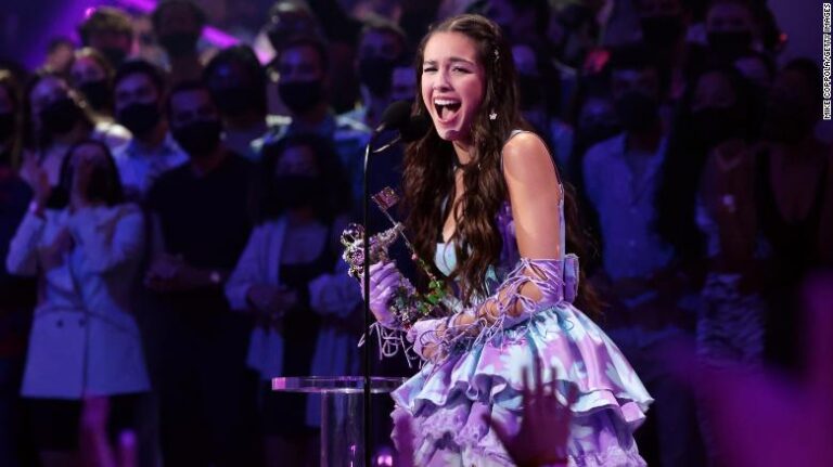 Olivia Rodrigo se impuso en su primer año: Estos son los ganadores de los MTV VMA 2021