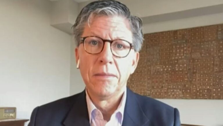 HRW criticó definición de negacionismo en CC: 