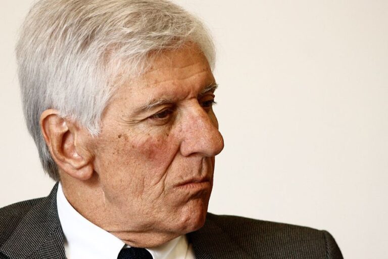 Torrealba y querella en su contra: 