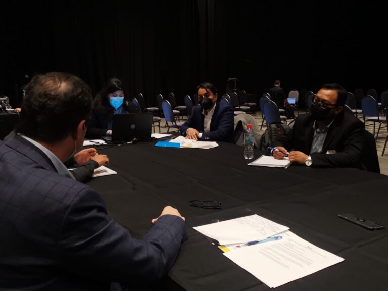 Gobernadores regionales se reunieron en el Biobío y redactaron un documento en el que piden mayor autonomía