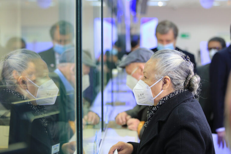 Chile cae cuatro puestos en el ranking de pensiones y queda en el lugar 16