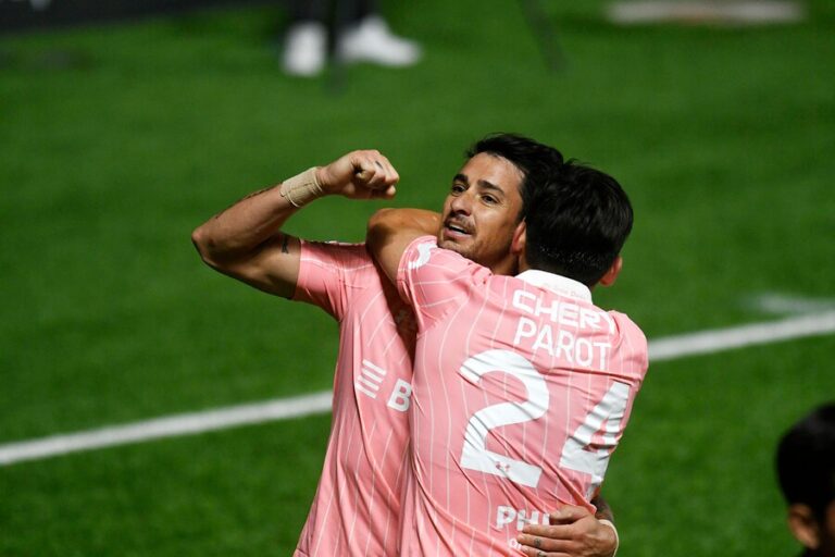 La UC esfumó la posibilidad de La Calera de alcanzar el liderato del campeonato tras vencerlos por 2-0