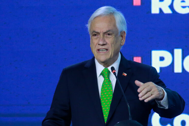 Ipsos: 60% de los encuestados están a favor de la acusación constitucional contra el presidente Piñera