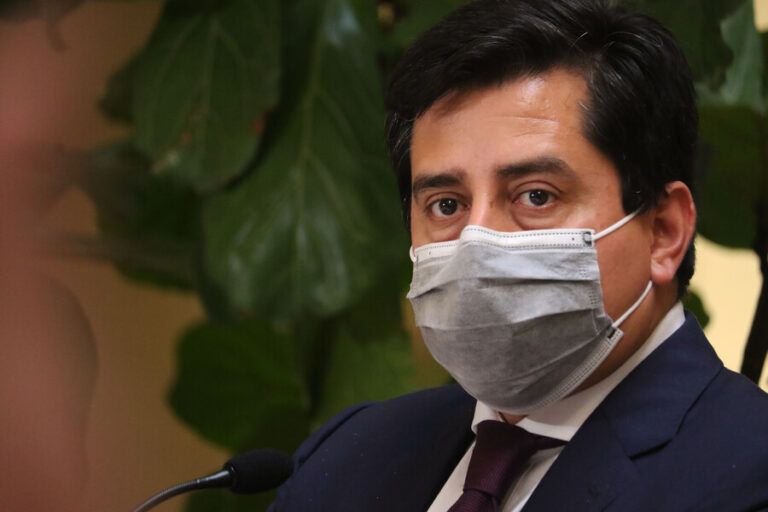 Araya: Dichos de ministra Ríos “ratifican el compromiso del presidente en buscar solución a los presos de la revuelta”