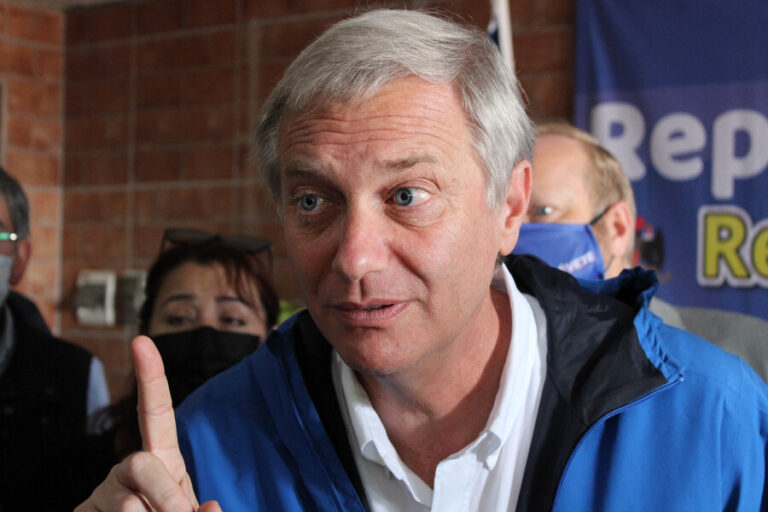 Kast responde a Sichel: “No porque uno esté abajo en las encuestas va a comenzar a criticar a otra candidatura