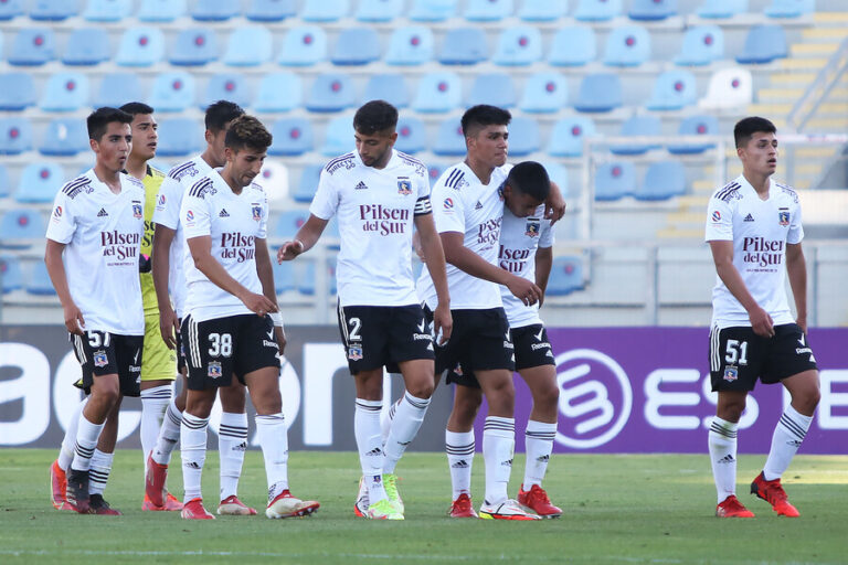 Otra vez, Colo Colo: Los albos habrían detectado otro caso de COVID-19 en jugador que enfrentó a Audax Italiano